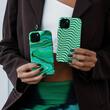 Burga Husa Dual Layer Rock On iPhone 15 Pro